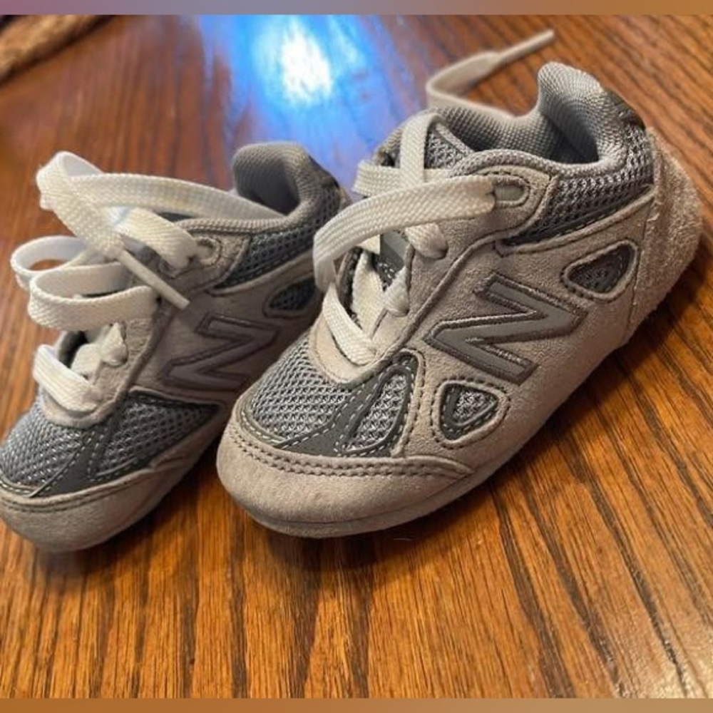 New Balance Kids Sneakers in Gray and White